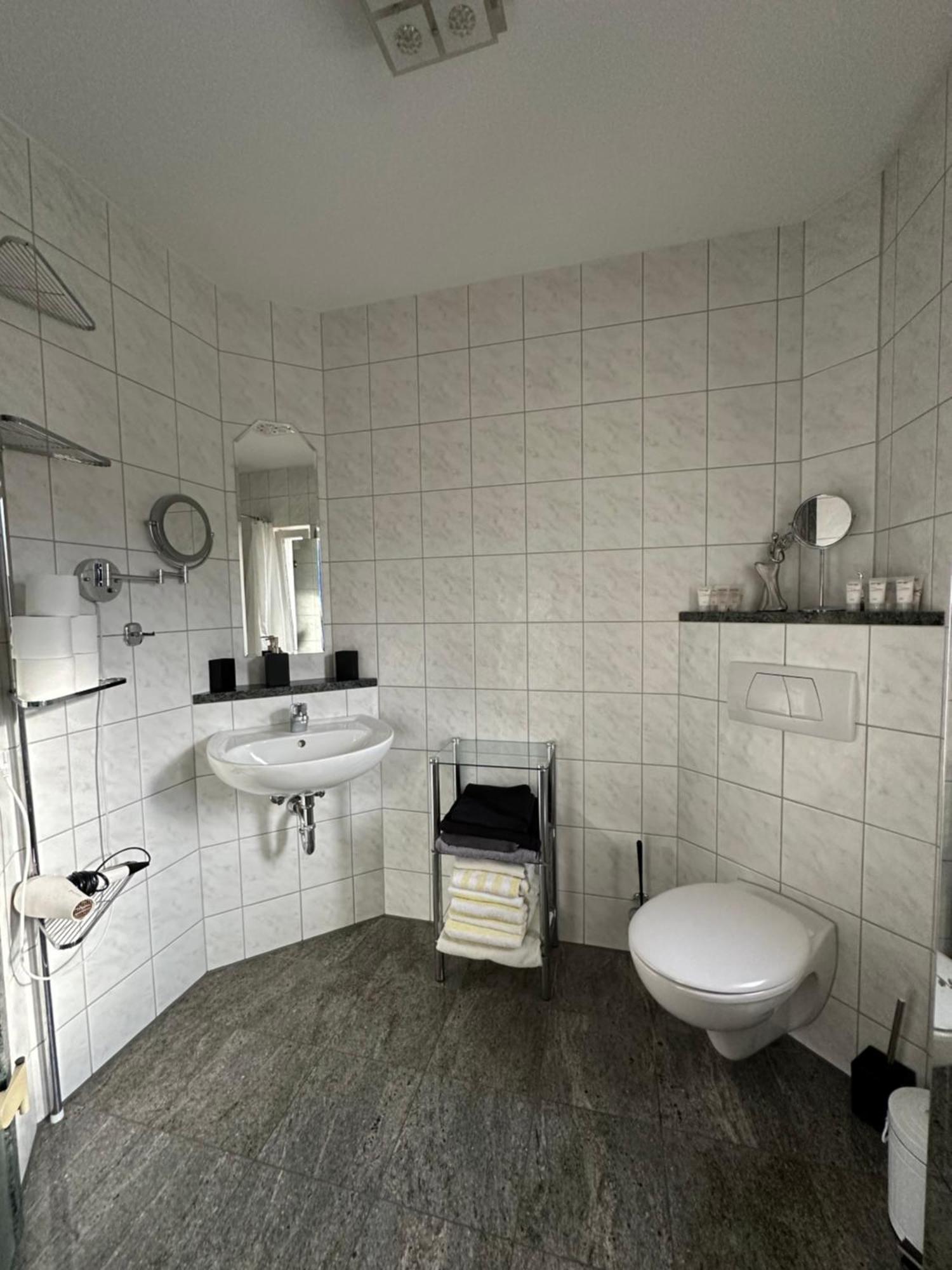 Pension Schramm Karlsruhe Luaran gambar
