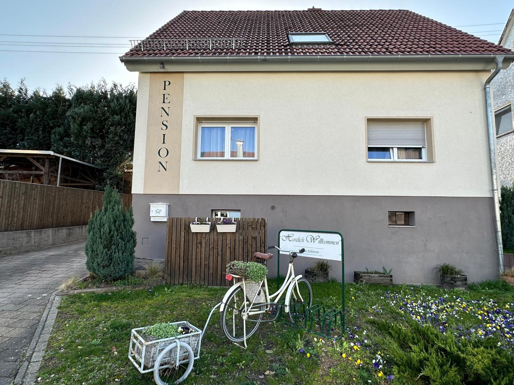 Pension Schramm Karlsruhe Luaran gambar